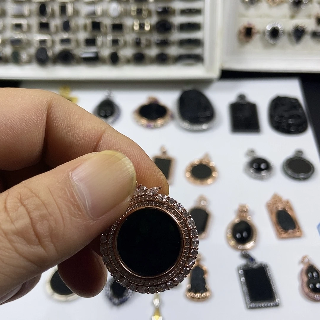 翡翠银S925镀金镶嵌颈饰