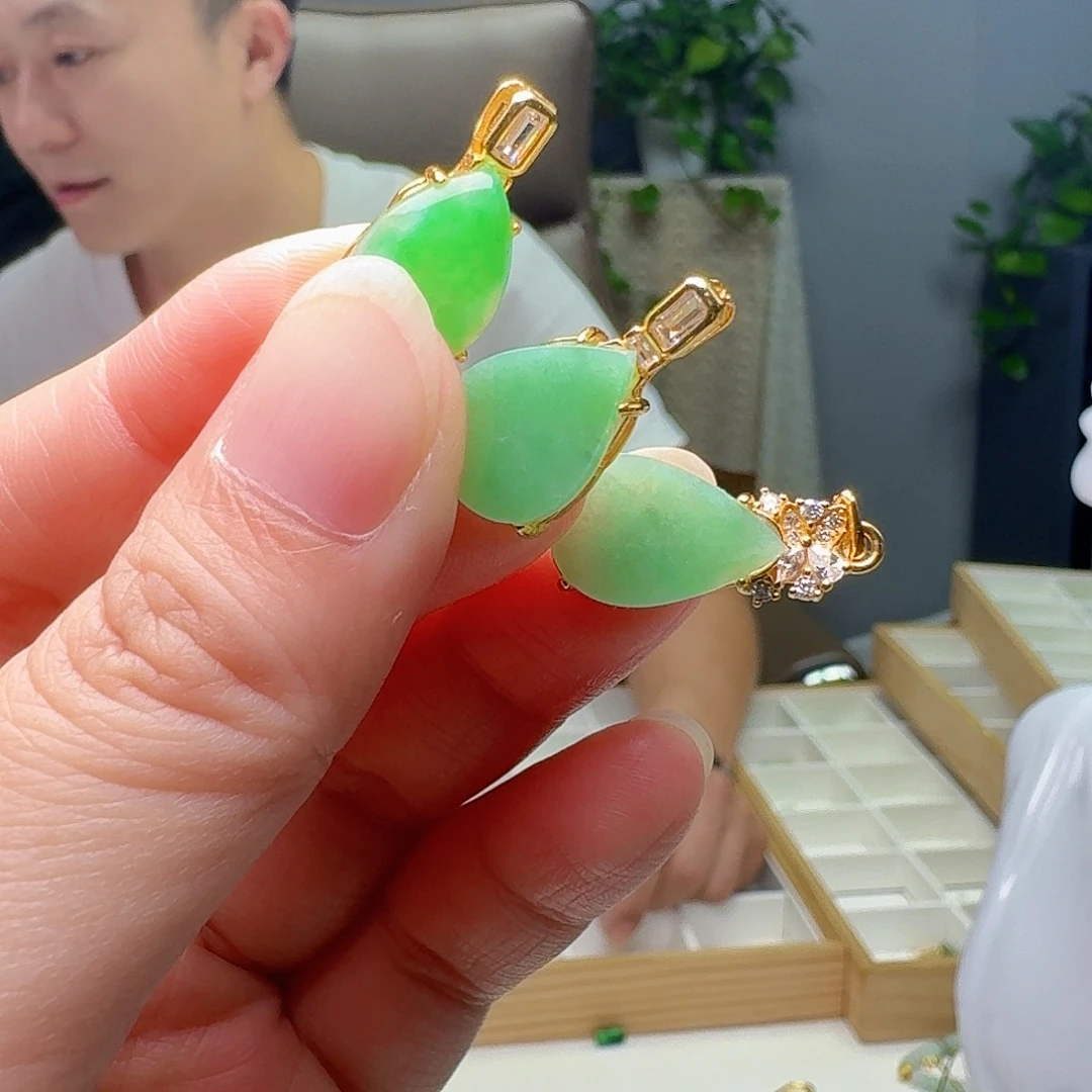翡翠银S925镶嵌吊坠(不含链)多样性发货其一
