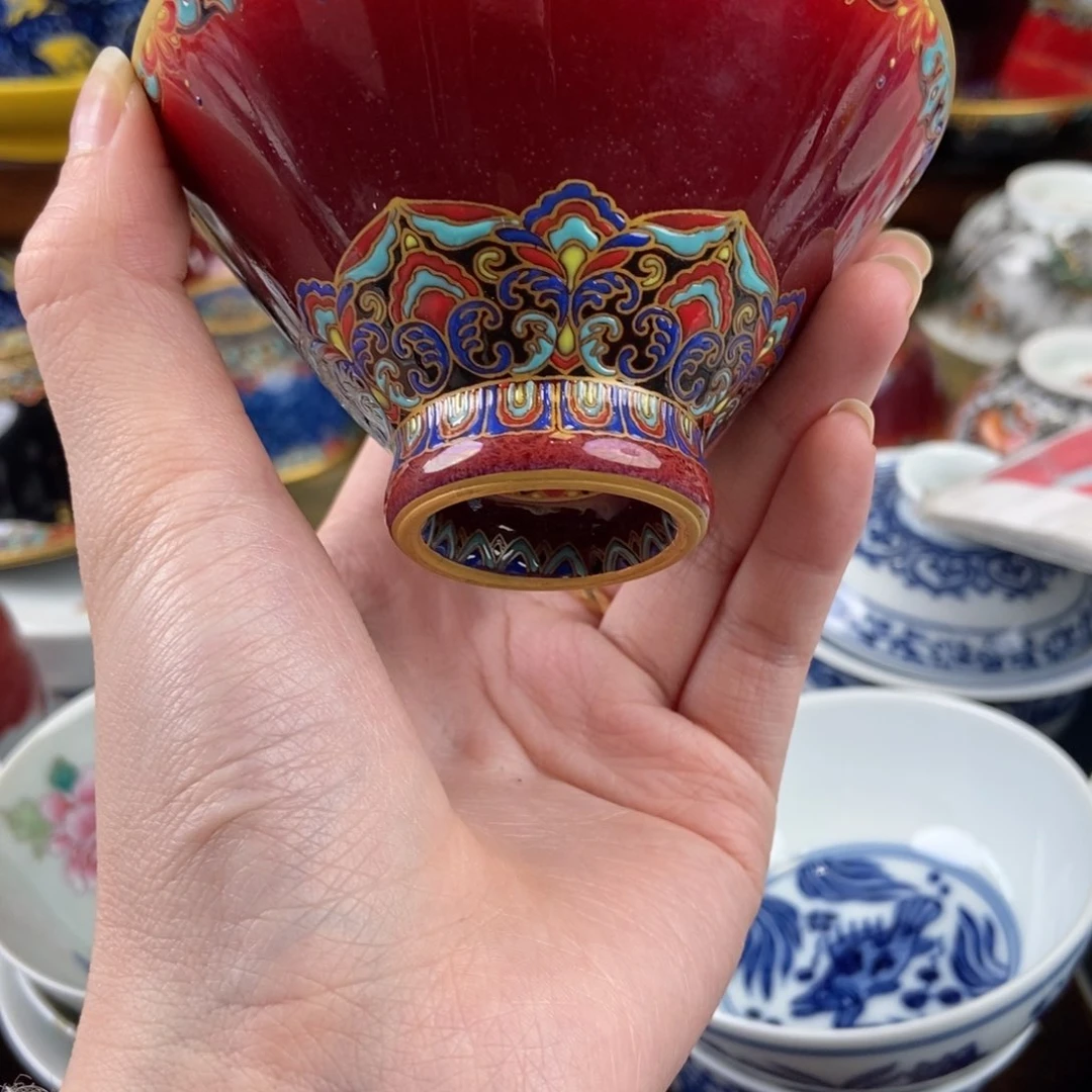 陶瓷艺术家的作品是一种