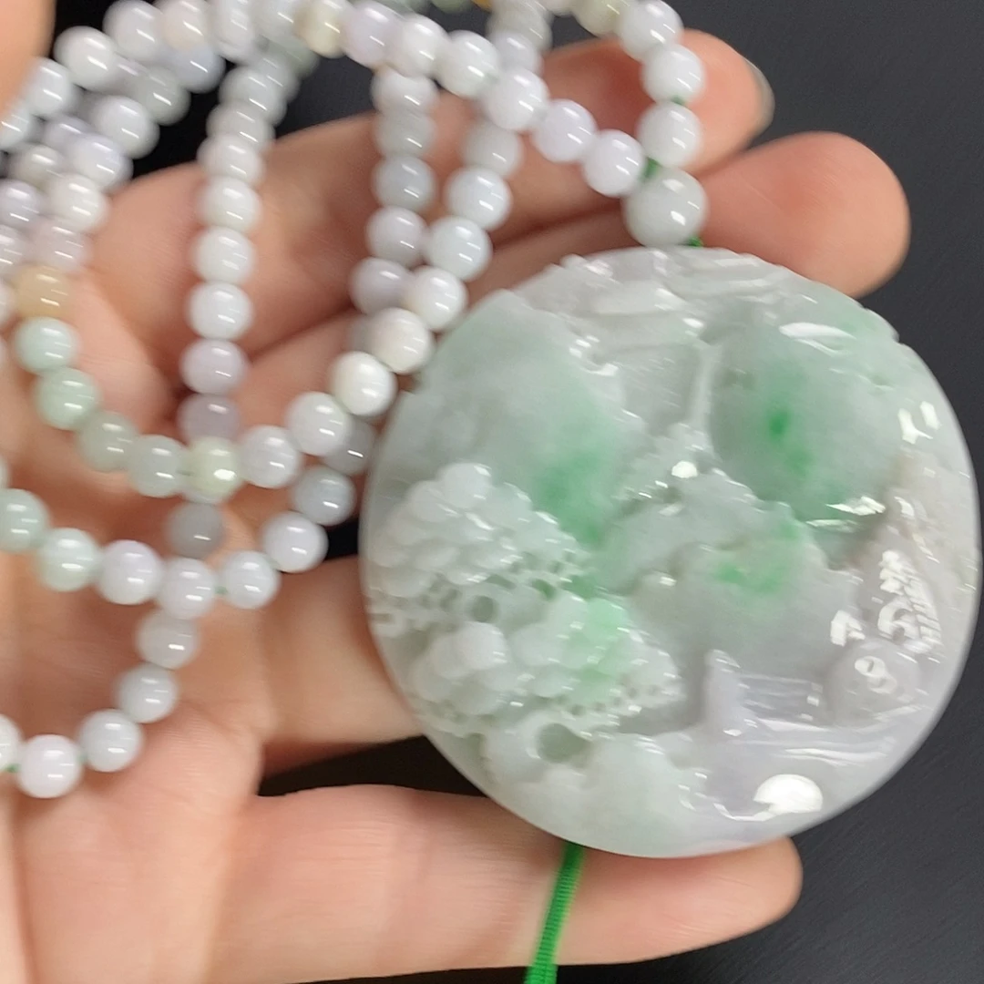 翡翠未镶嵌颈饰吊坠