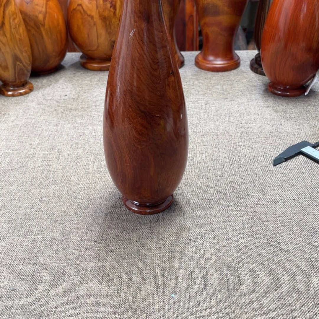 大果紫檀（缅甸花梨）花瓶