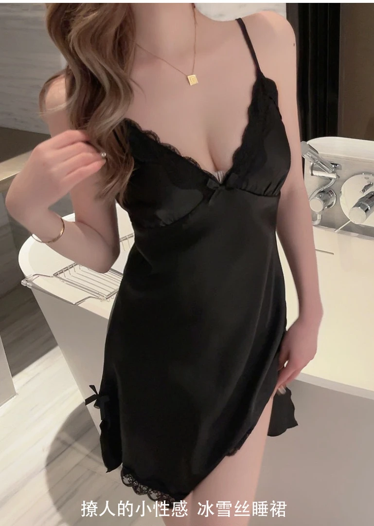 居家睡裙吊带胸垫纯欲风舒服可爱睡衣夏季V领蕾丝薄款睡裙