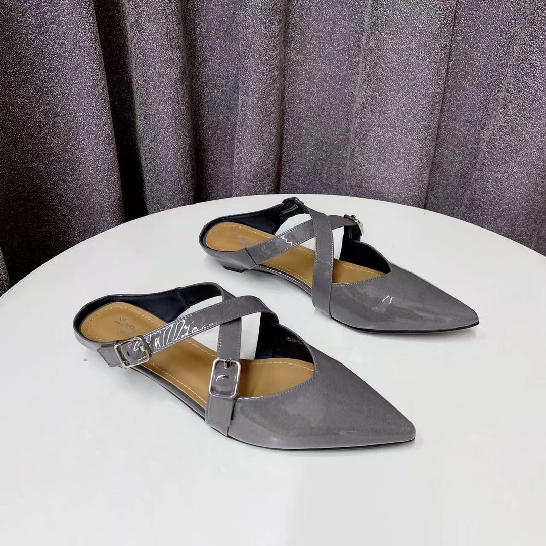 C7314  灰色  夏季时尚低跟2025新款包头时装女拖鞋