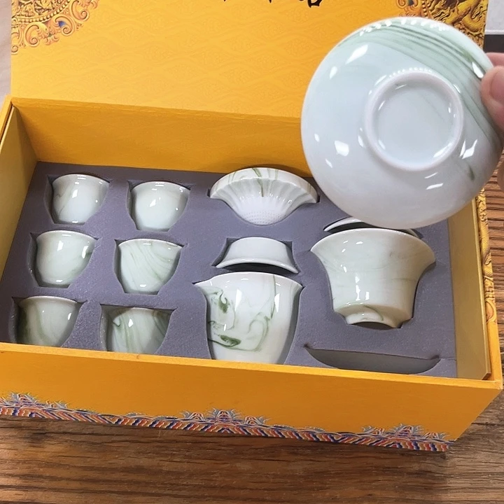 孤品茶具套装等。