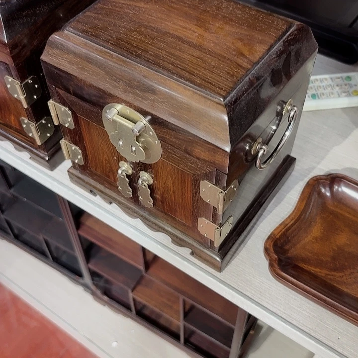 大红酸枝工艺品底座