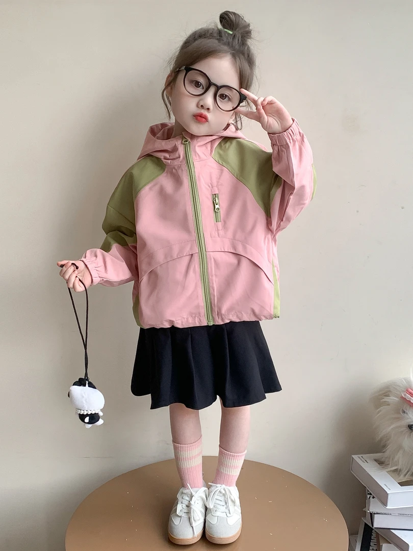 女童春秋款长袖连帽撞色外套洋气2025新款儿童装秋季休闲风衣韩版