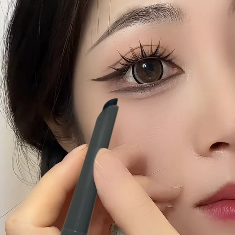 新中式狐狸眼砍刀眼线胶笔持久不易晕染显色自然流畅防水防汗彩妆