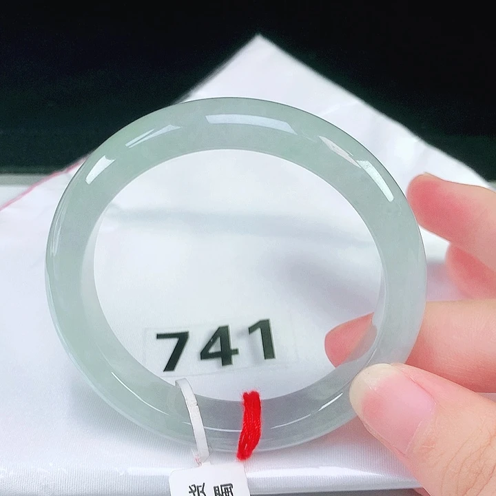 未镶嵌手镯翡翠56