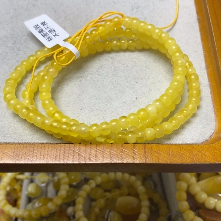 蜜蜡未镶嵌裸石串