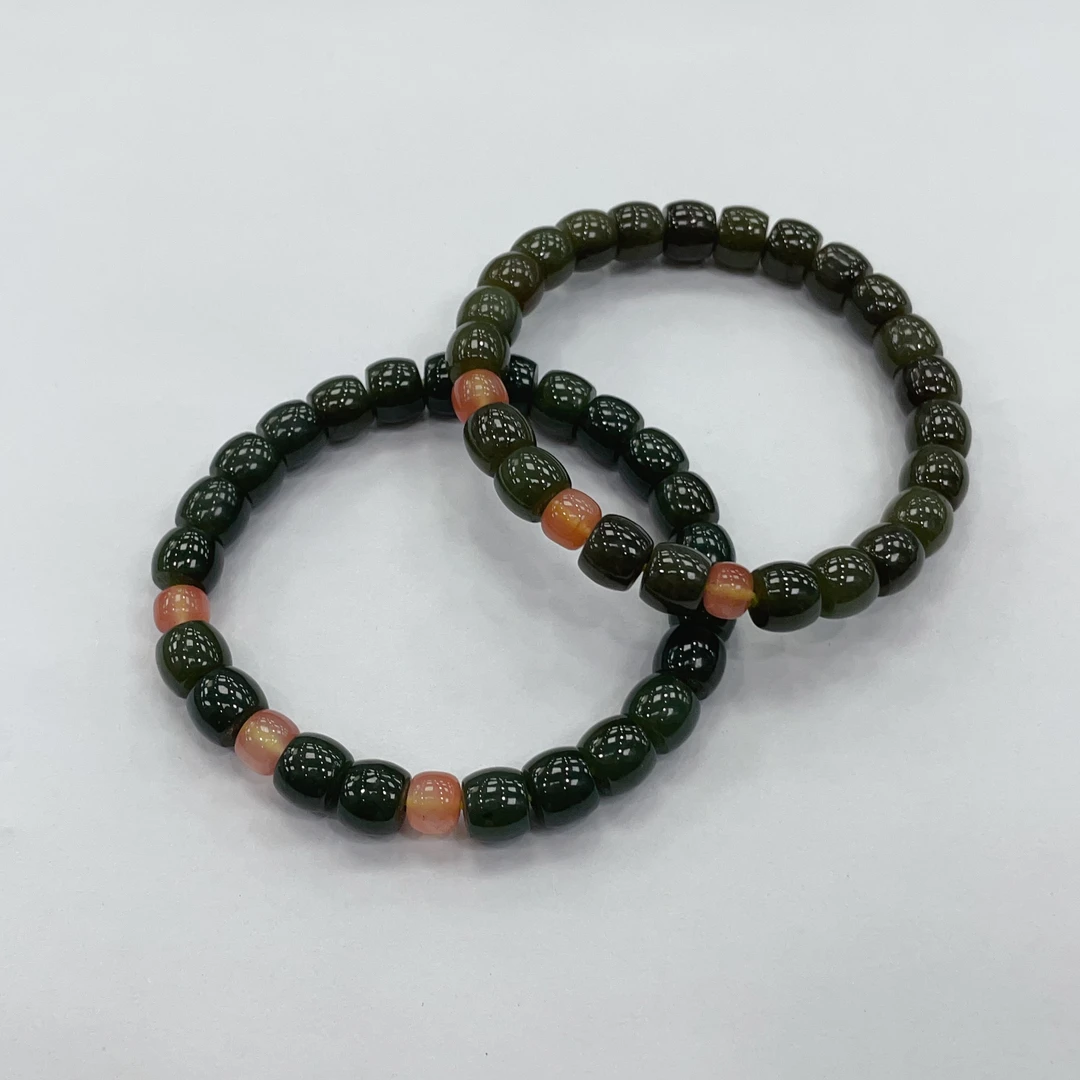 天然和田玉直切手串约6x8mm左右多样性发其一ww01