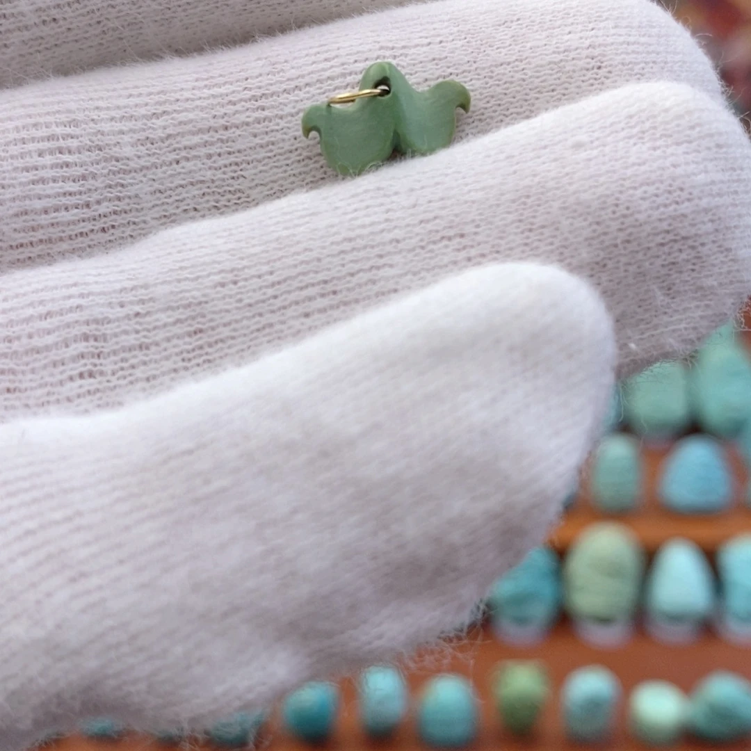 未镶嵌绿松石珠宝奇石