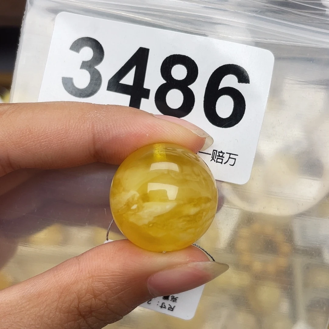 蜜蜡未镶嵌珠宝奇石21.8沙眼