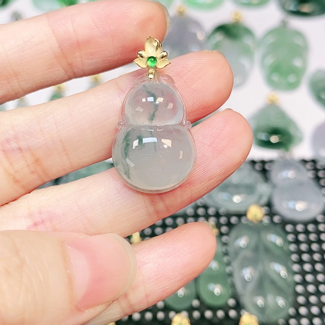 吊坠(不含链)18K金镶嵌翡翠