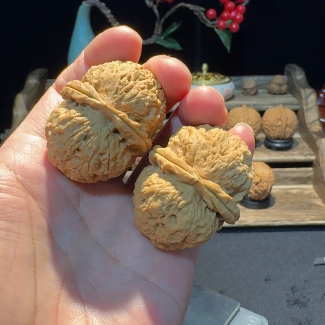 把件文玩核桃云南铁核桃37