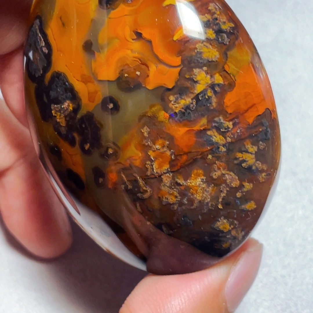 神***盘玛瑙/玉髓玛瑙未镶嵌