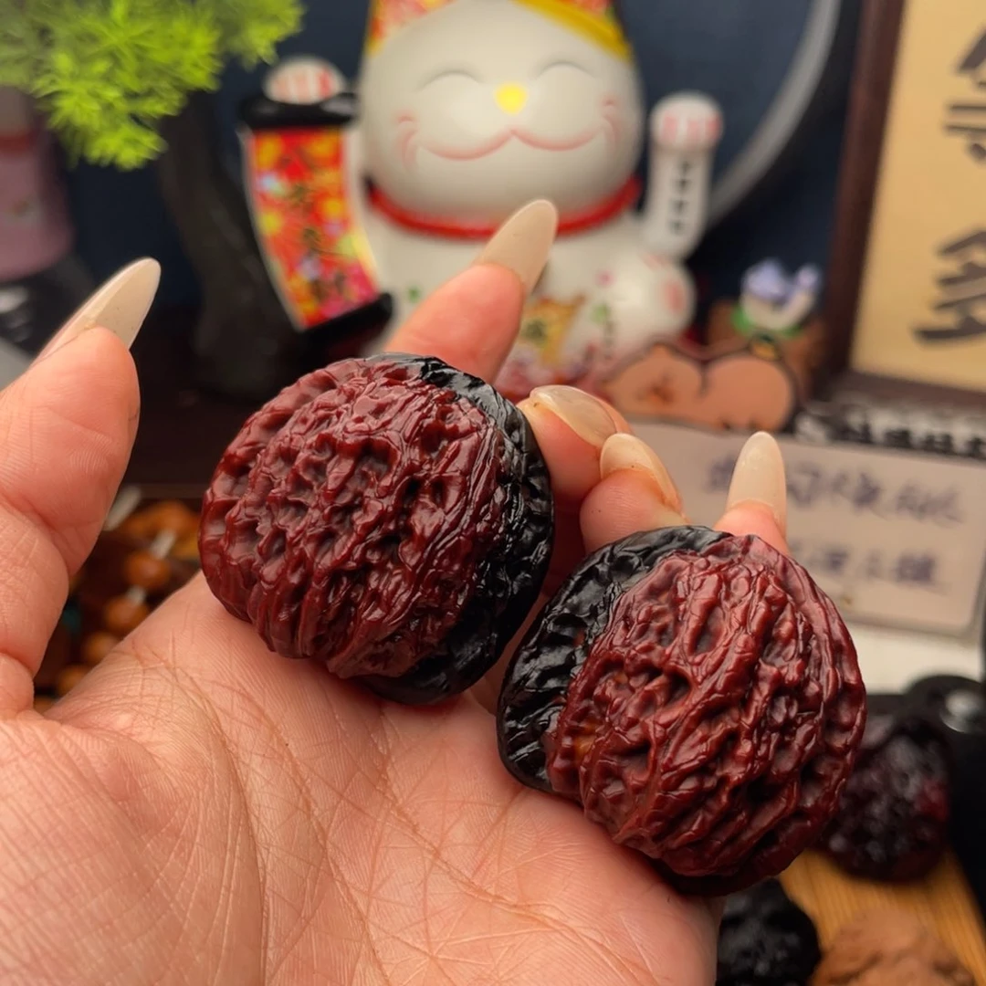 吊坠文玩核桃白狮子对彩