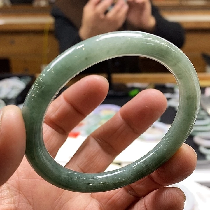 翡翠未镶嵌手镯翡翠手镯56