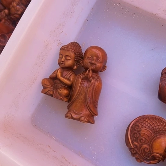 木宝宝佛加小和尚合十