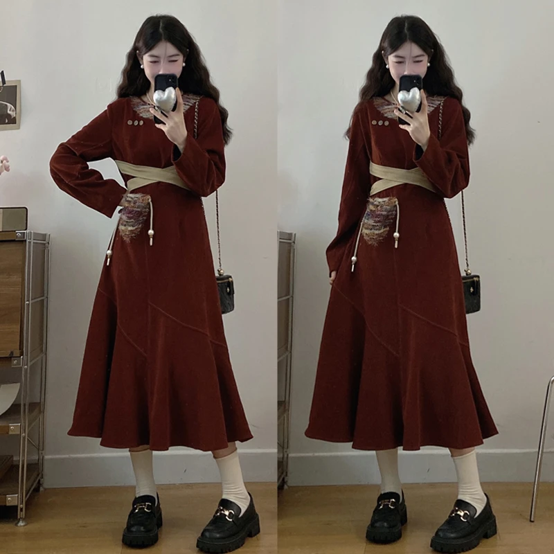 大码胖mm秋冬设计感复古撞色鱼尾长裙小众不撞款收腰显瘦连衣裙女