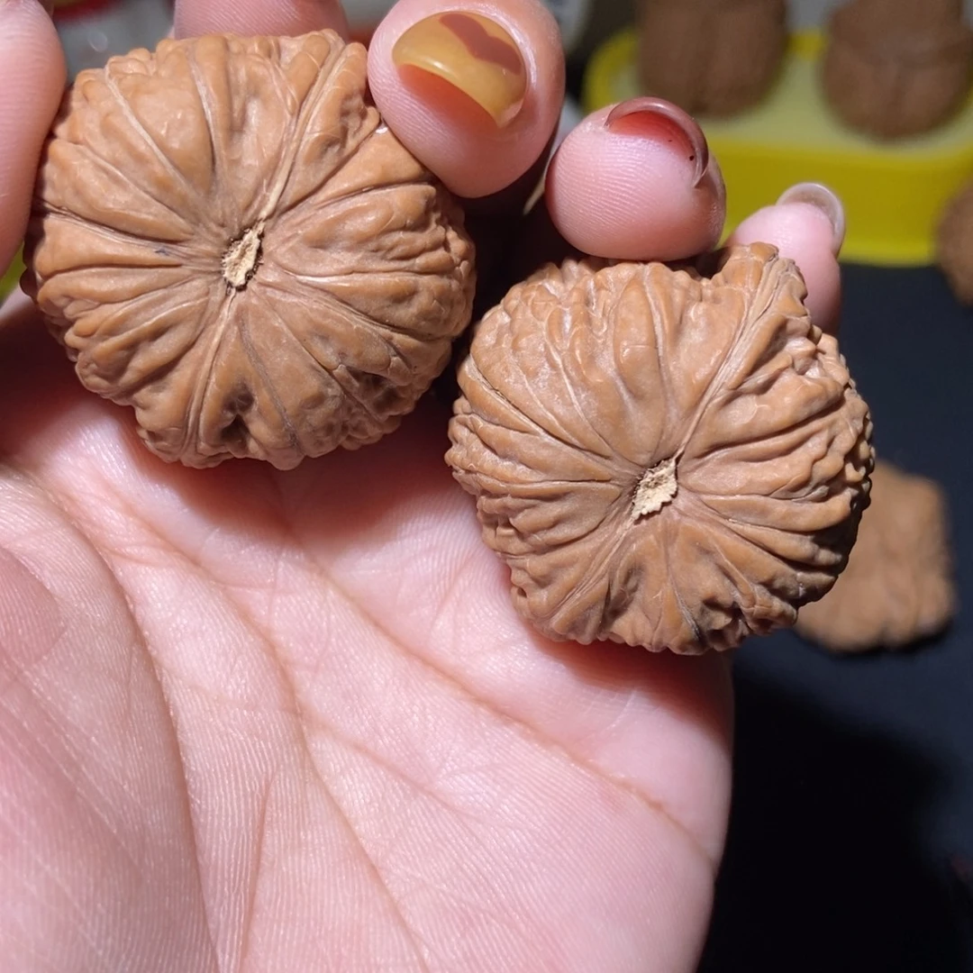 寒***影吊坠文玩核桃平底锅