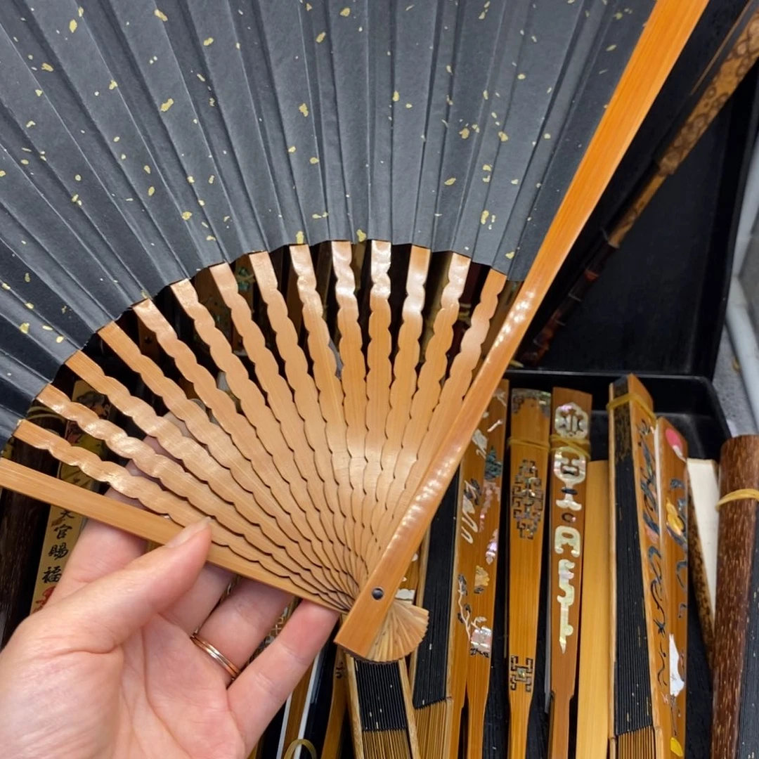 扇子亦*川图我哦与我哦哦
