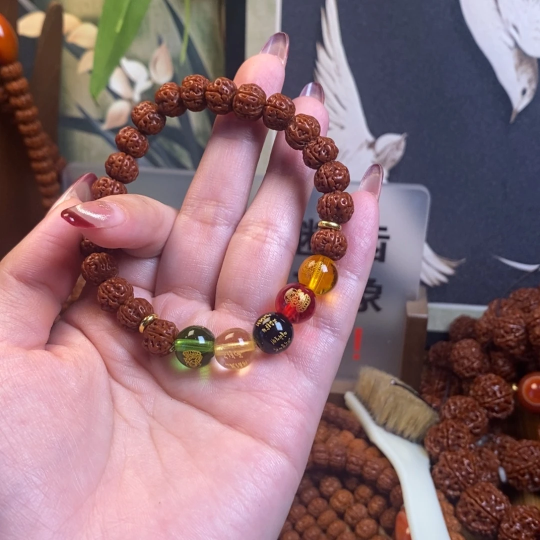 金刚菩提吊坠9树王五路财神手串。