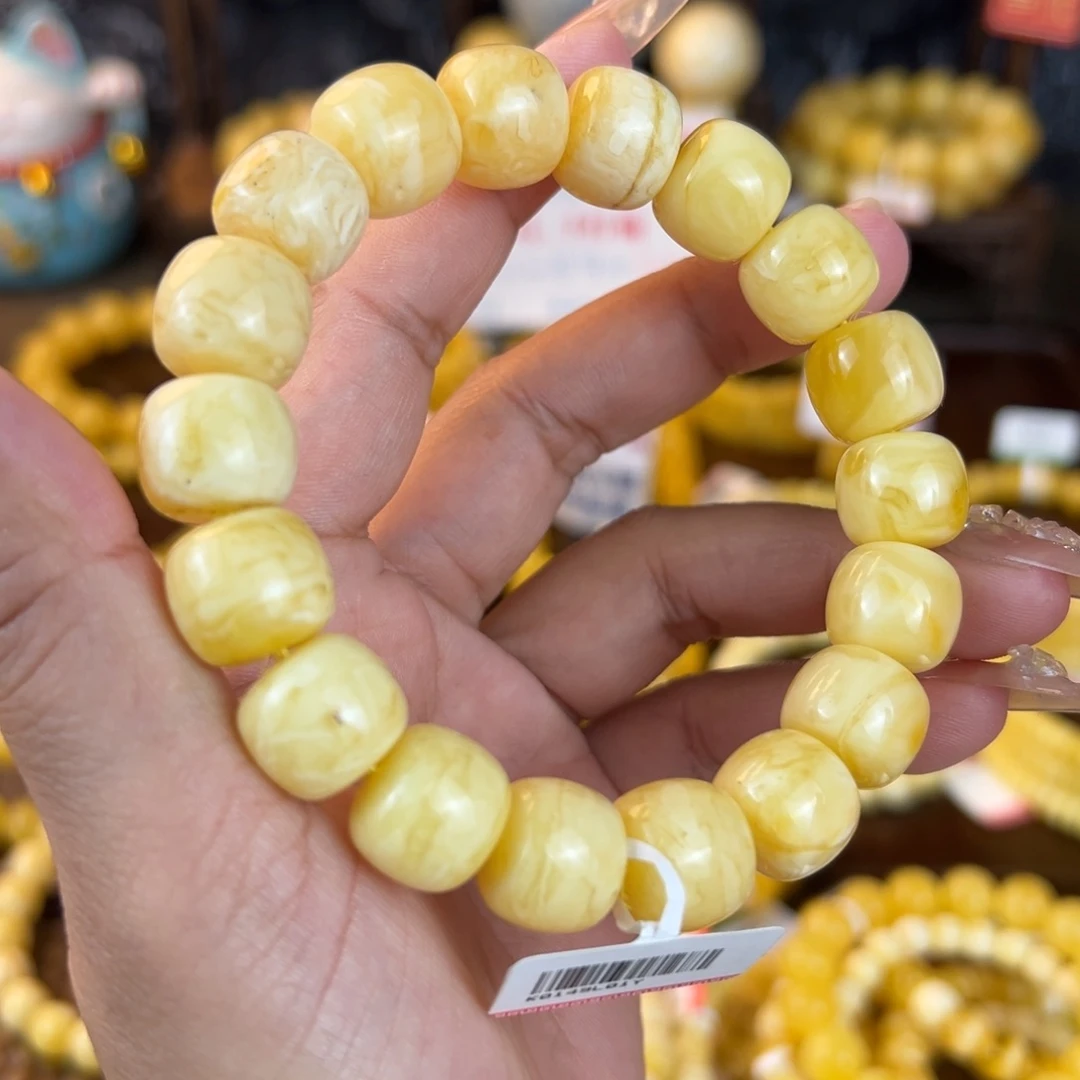 琥珀裸石未镶嵌jjnnnnnnnmm