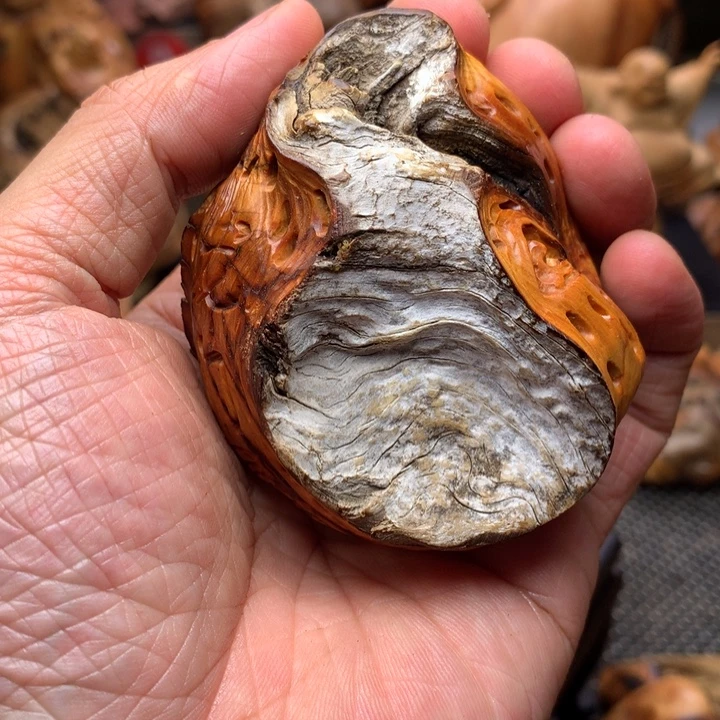 柏木（崖柏）崖柏陈化料手把件