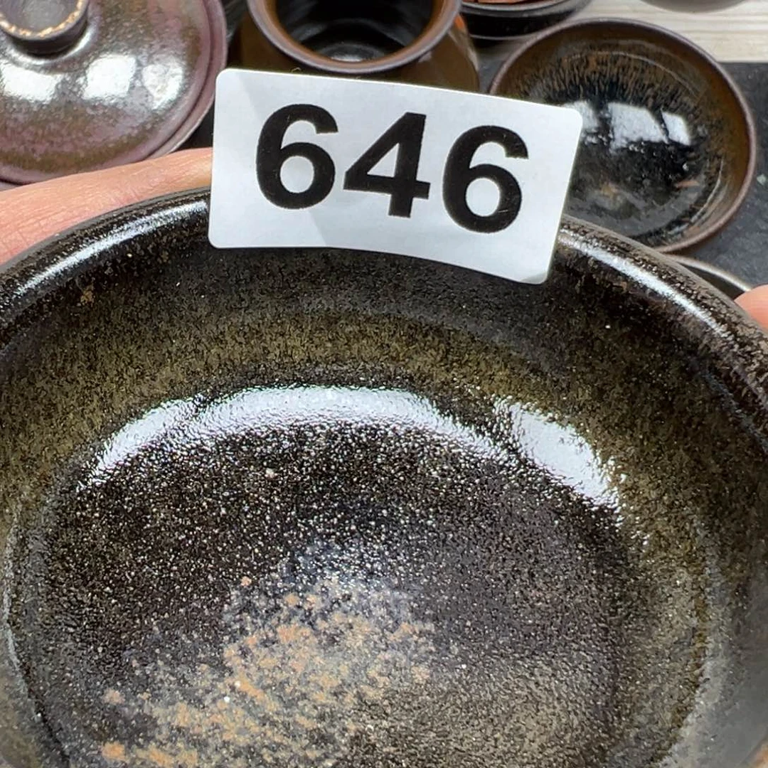 茶盏爆****阳光充足，胜过一切过去的诗