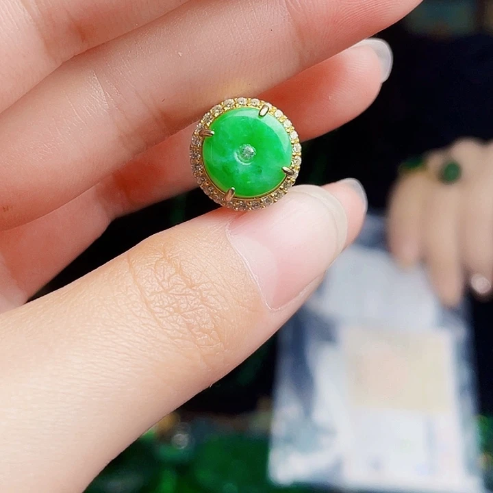 翡翠银S925镶嵌颈饰多样性