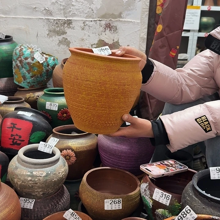 瑕疵黄缸968高度21口径18