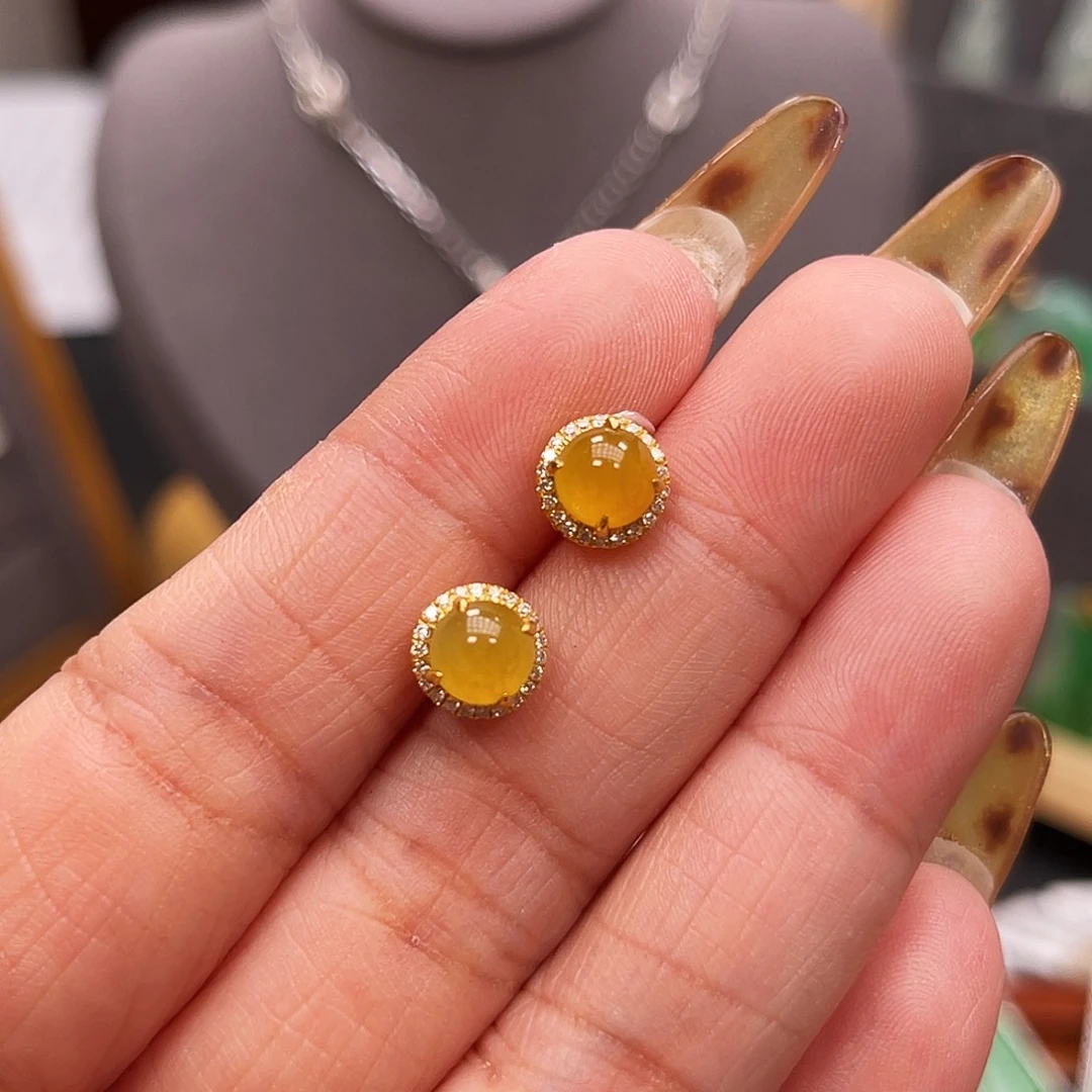 翡翠18K金镶嵌耳饰