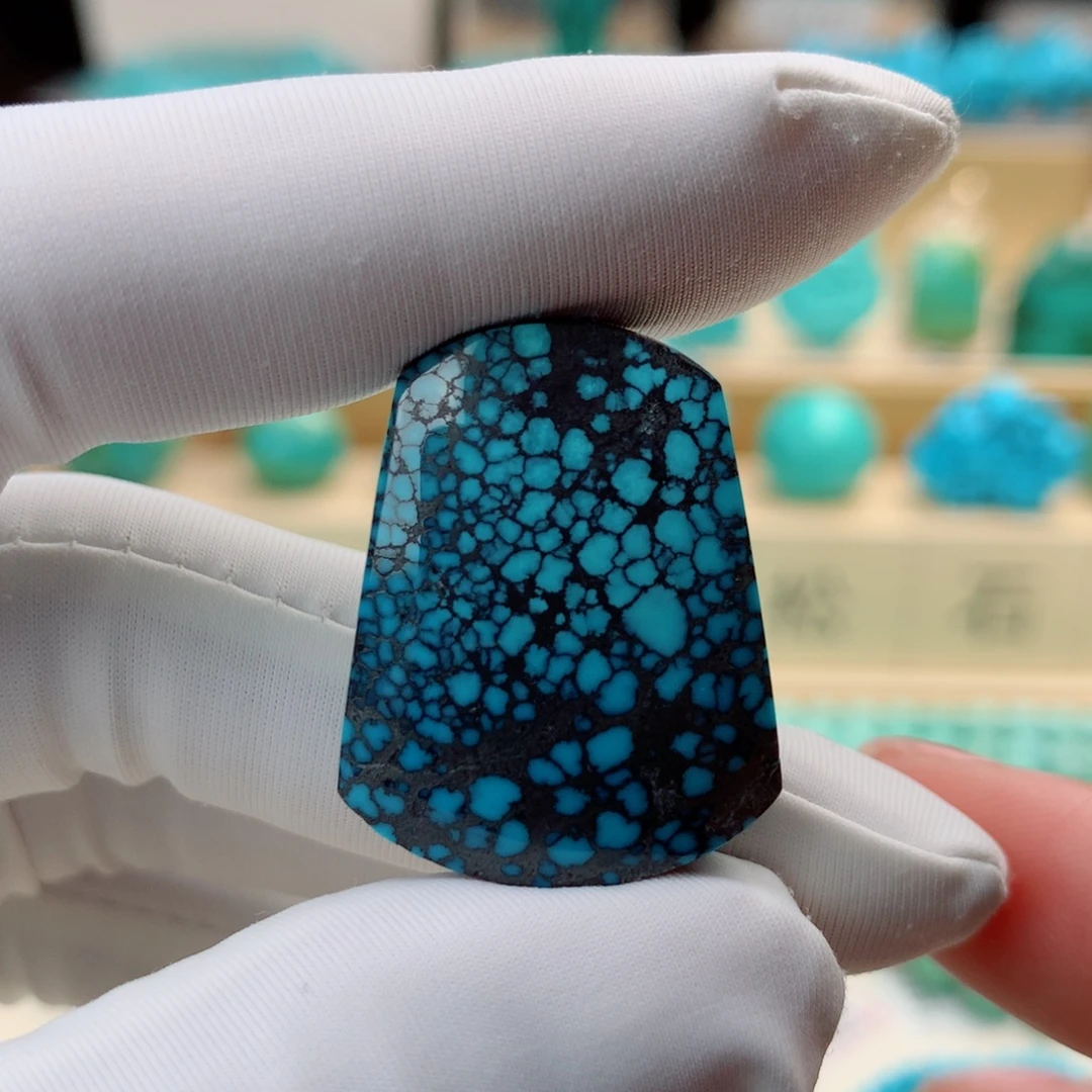 绿松石未镶嵌挂件