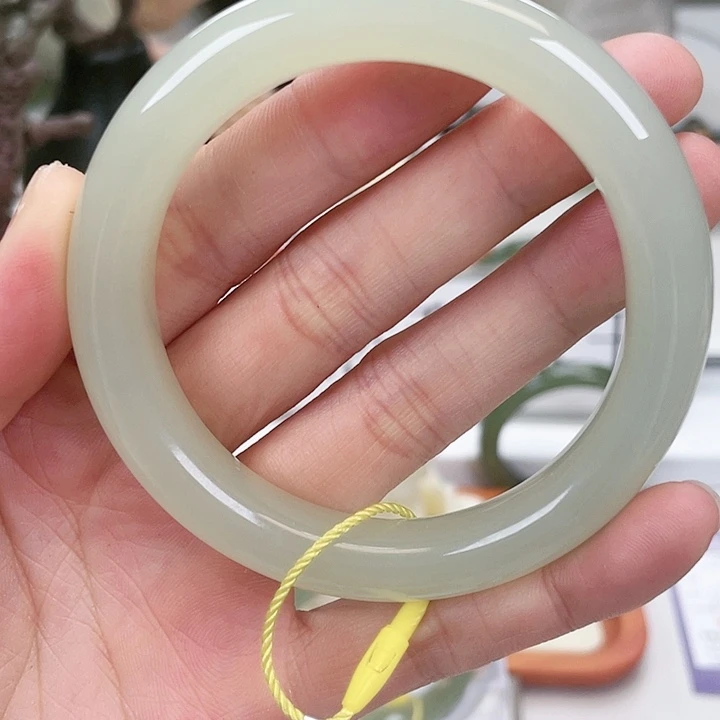 和田玉 手镯5657未镶嵌