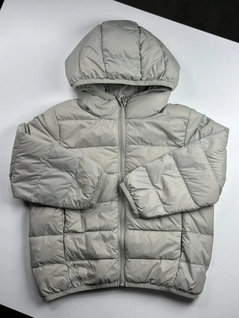 七秒易购灰色轻薄羽绒服QG630070