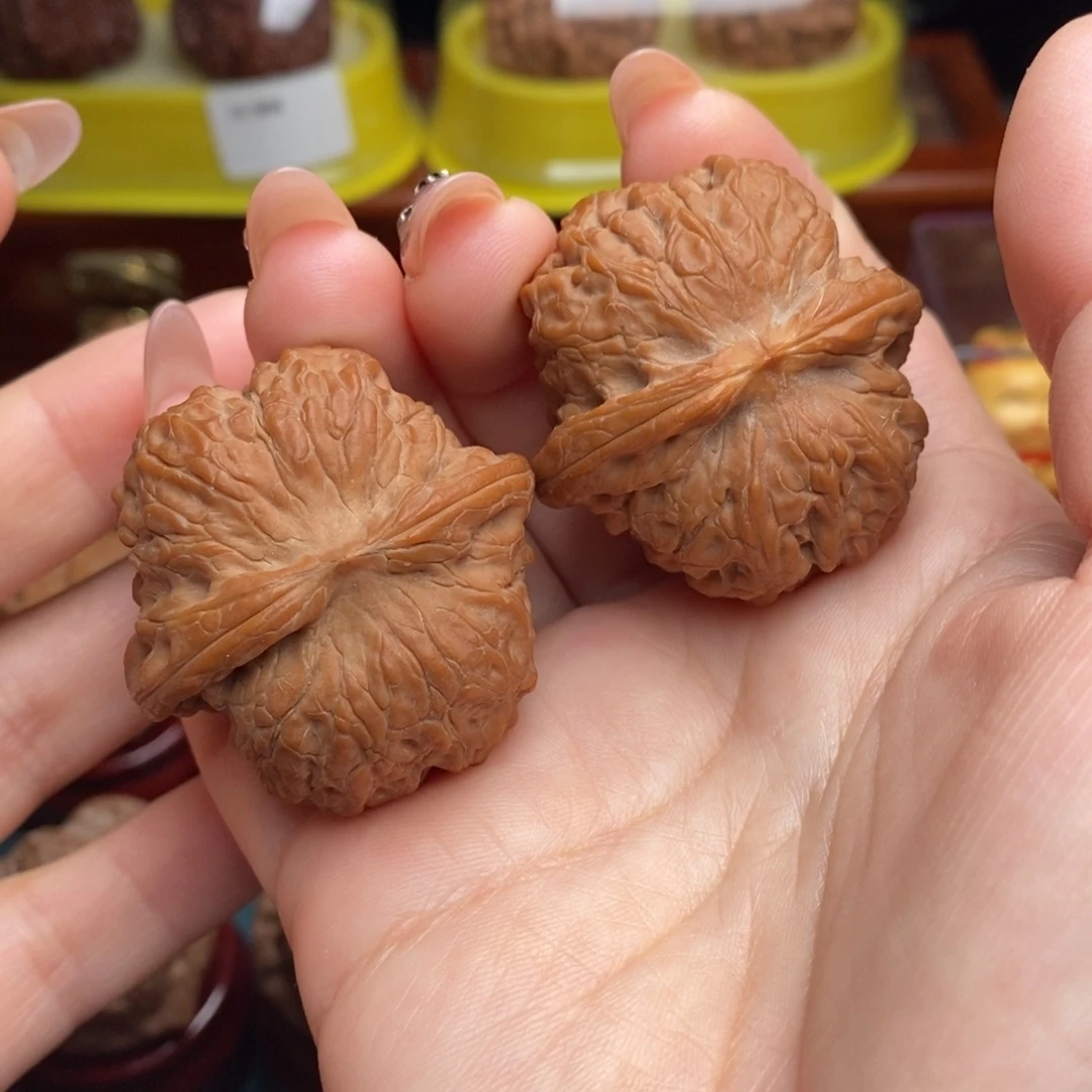 文玩核桃吊坠40血麒麟福利