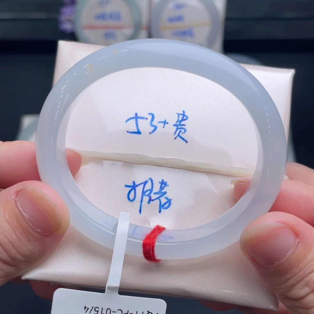 翡翠未镶嵌手镯翡翠手镯