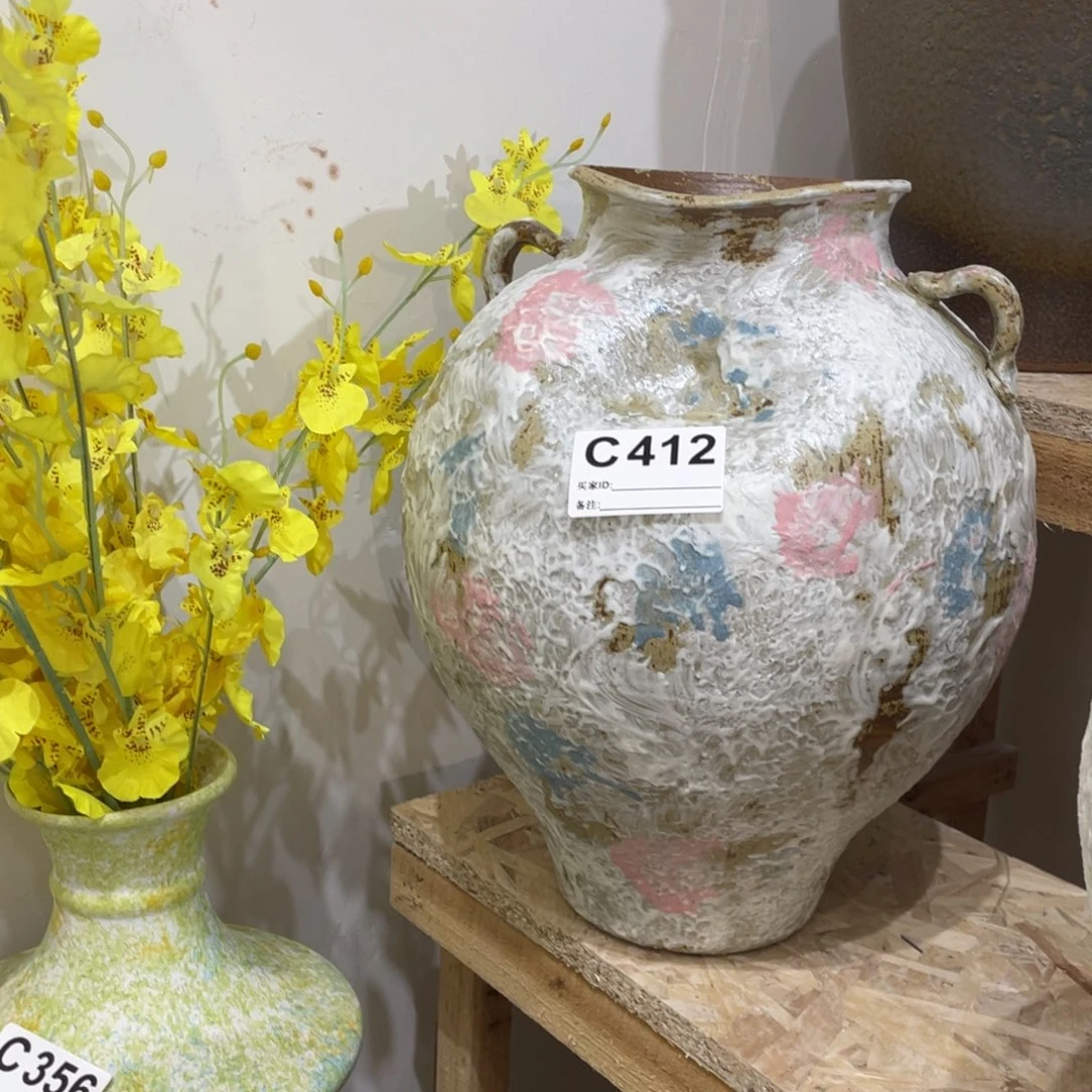 白泥花瓶景德镇陶瓷艺术研究院