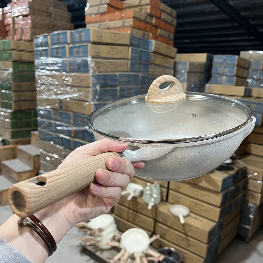 卡家28cm佰丽撤柜不沾炒锅带盖麦饭石不粘锅煎炒锅全灶具通用微瑕