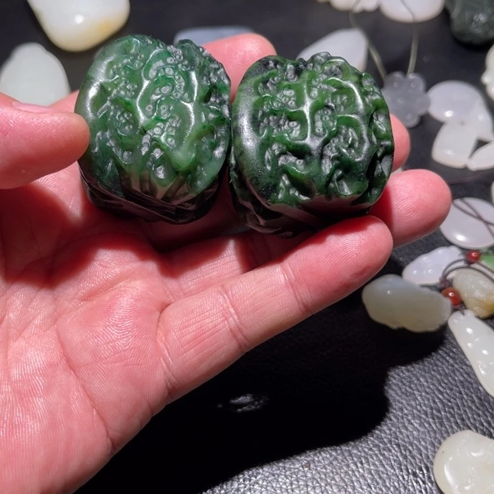 阿***善未镶嵌和田玉笔搁