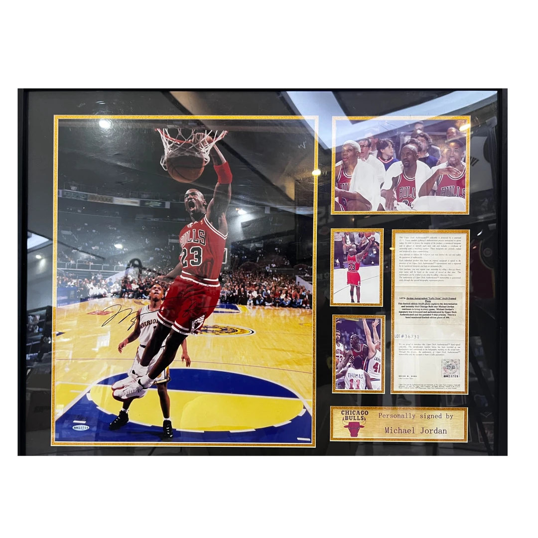 【KinSign】 乔丹亲签 公牛队亲签海报 （含UDA证书）