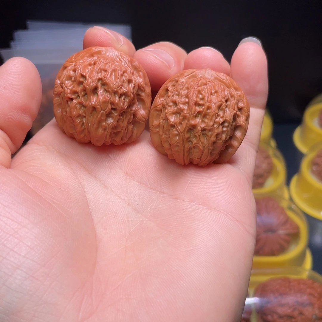 吊坠文玩核桃34尺血麒麟