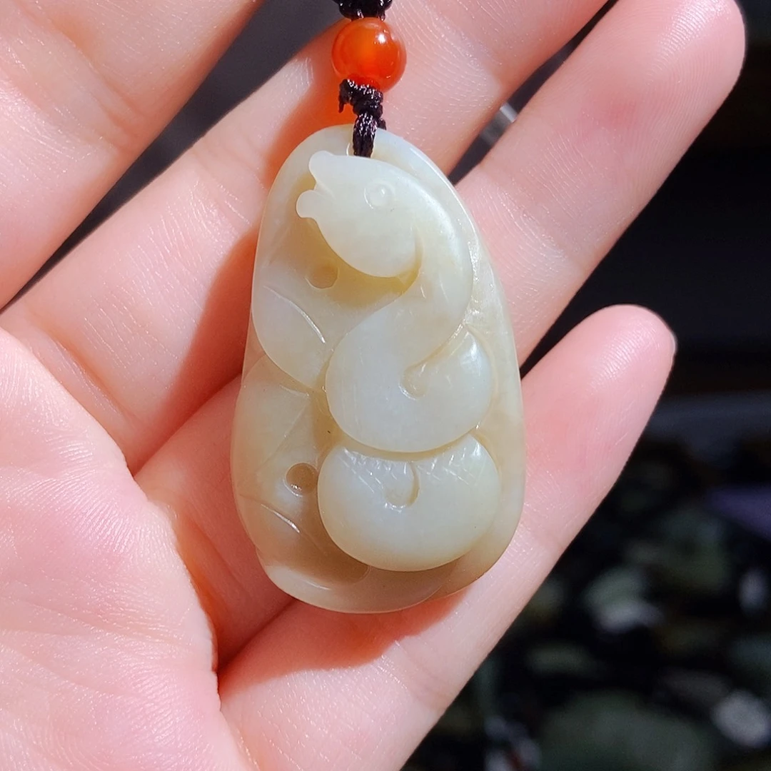 颈饰未镶嵌和田玉