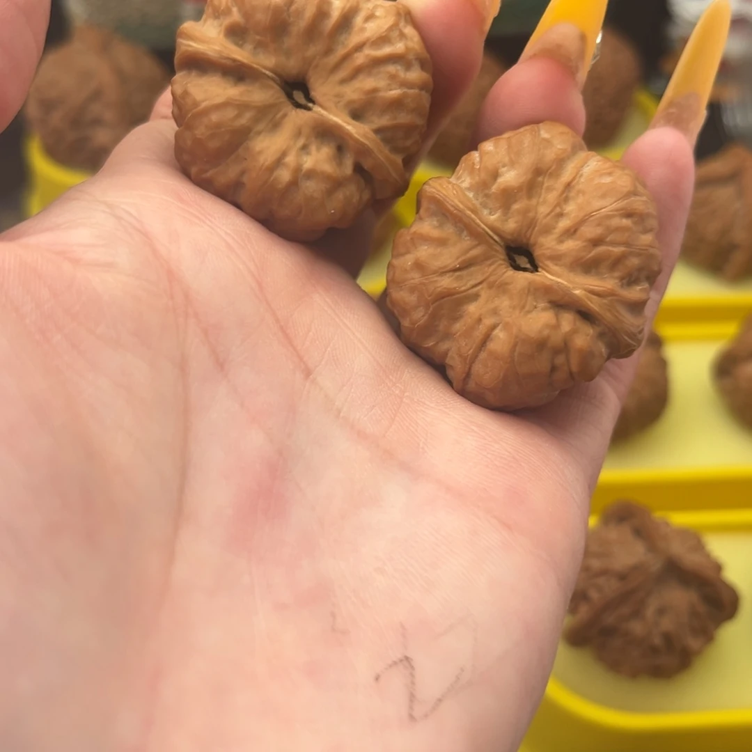 文玩核桃把件蛤蟆