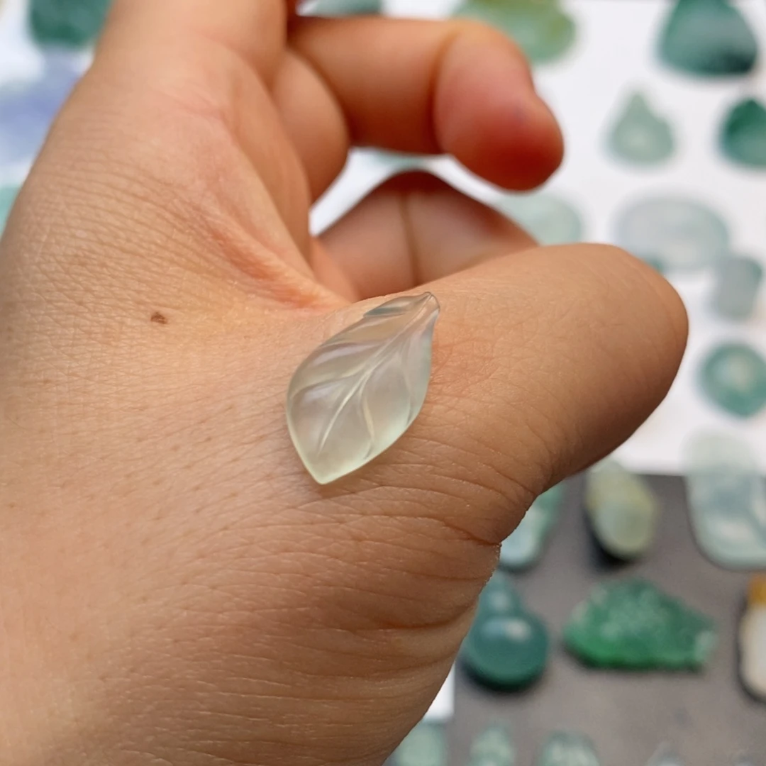 定制翡翠未镶嵌树叶