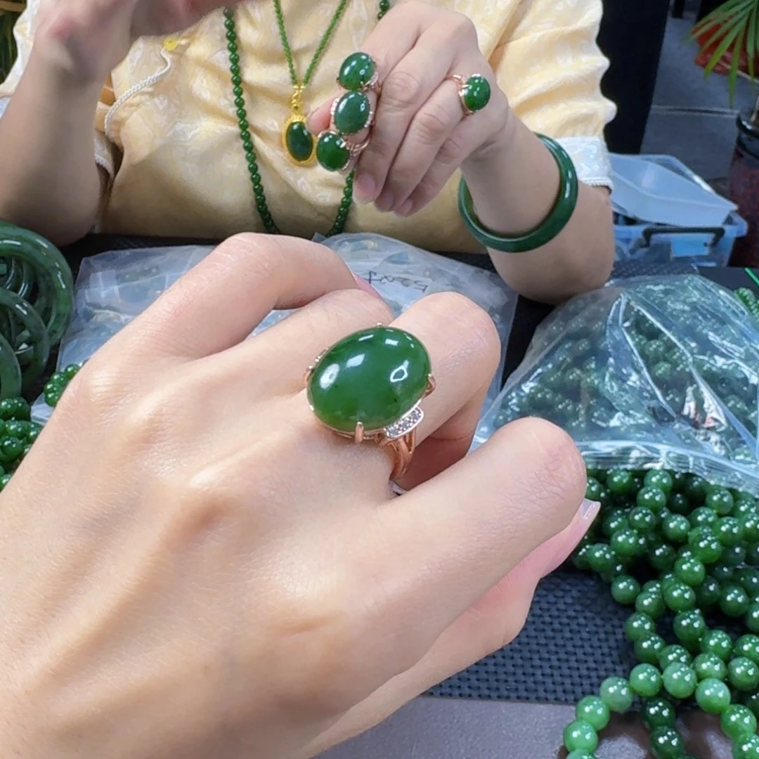 和田玉（碧玉）戒指合金