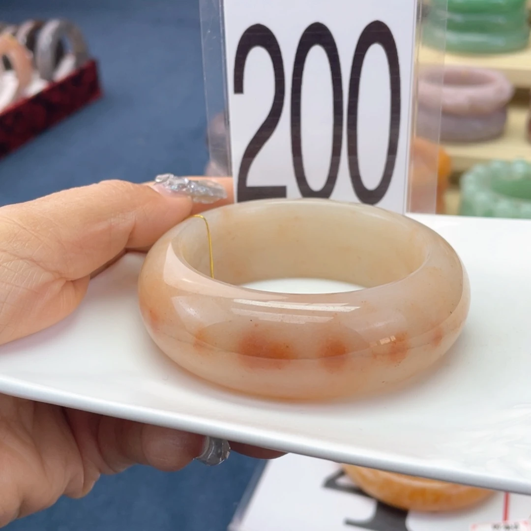 石英质玉未镶嵌手镯56.7圈