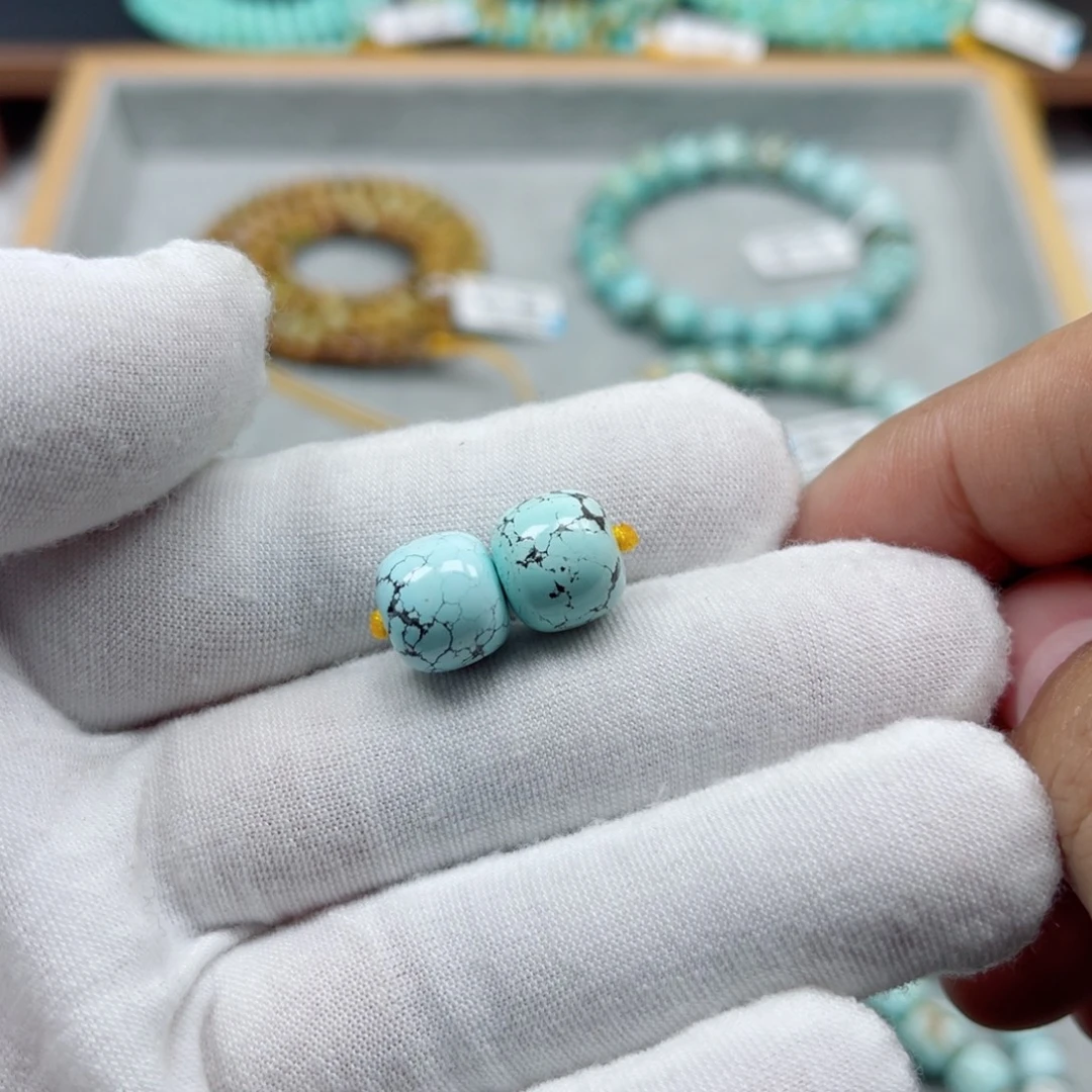 绿松石未镶嵌挂件