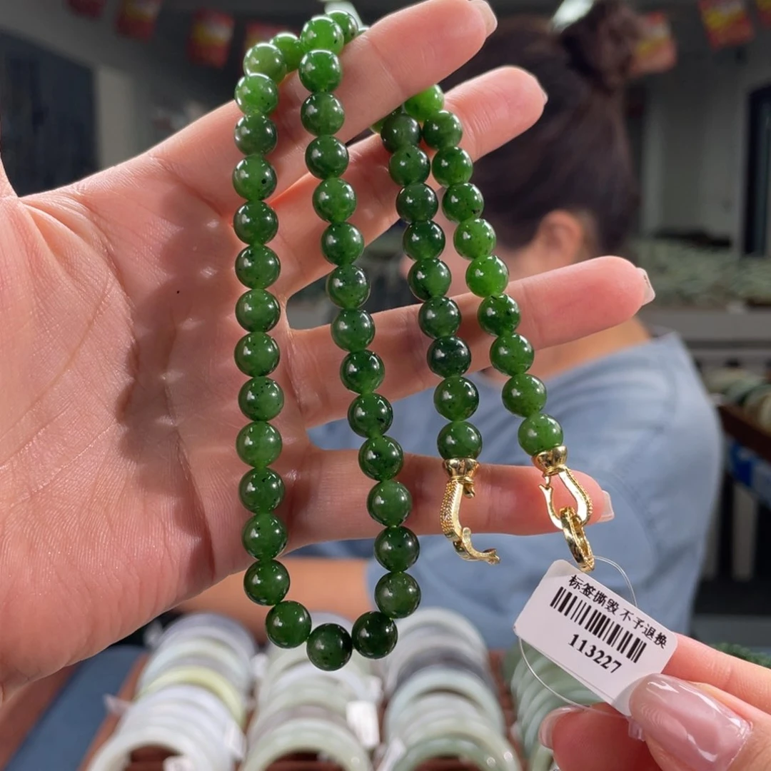 和田玉未镶嵌颈饰卡8