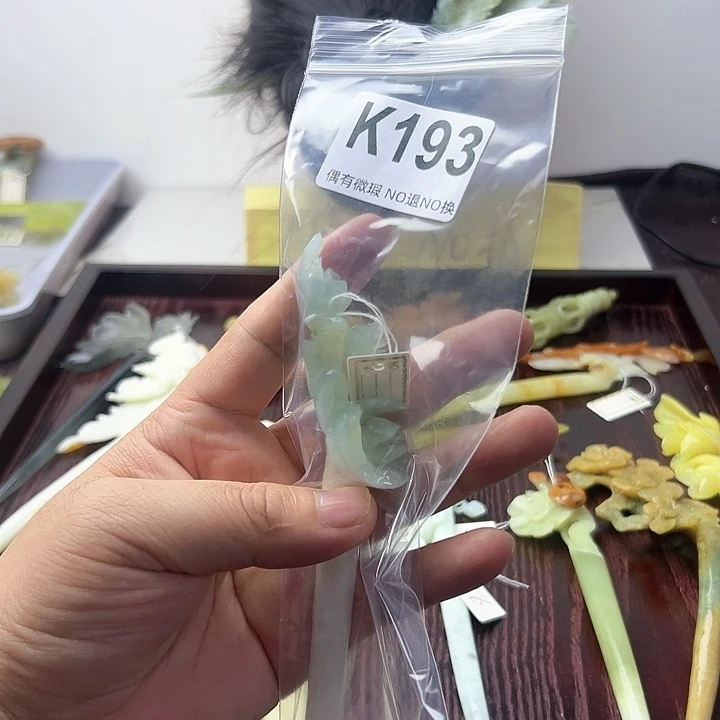 蛇纹石玉发饰合金猫*白